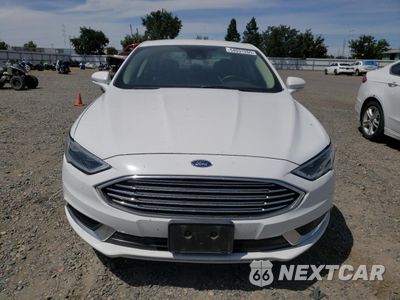Piąte zdjęcie samochodu w środku: 2018 FORD FUSION SE HYBRID VIN:3FA6P0LU9JR129835 - miniatura