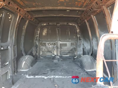 Zdjęcie 10 z 12 samochodu: 2024 CHEVROLET EXPRESS G2500 VIN:1GCWGAFP3R1287521 - miniatura