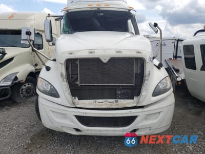 Zdjęcie 9 z 10 samochodu: 2014 INTERNATIONAL PROSTAR VIN:3HSDJAPR3EN796080 - miniatura