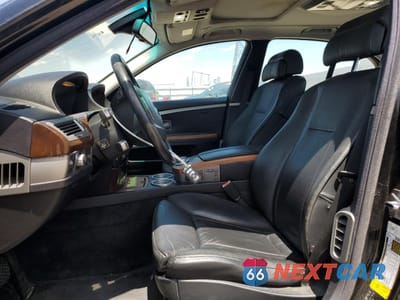Zdjęcie 7 z 12 samochodu: 2007 BMW 750 I VIN:WBAHL83567DT08922 - miniatura