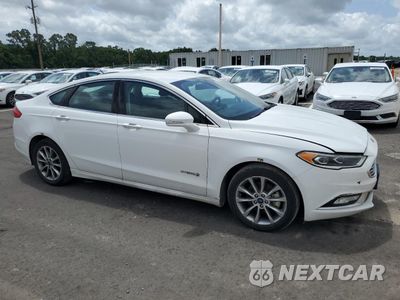 Czwarte zdjęcie samochodu z boku: 2017 FORD FUSION SE HYBRID VIN:3FA6P0LU2HR409560 - miniatura