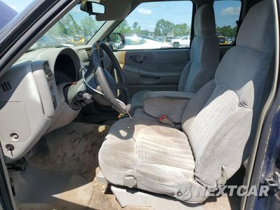 Zdjęcie 7 z 14 samochodu: 2000 CHEVROLET S TRUCK S10 VIN:1GCCS19W9YK107147 - miniatura