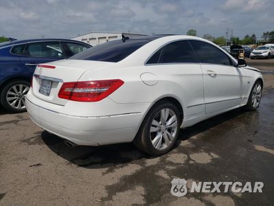 Trzecie zdjęcie samochodu z tyłu: 2012 MERCEDES-BENZ E 350 VIN:WDDKJ5KB3CF138253 - miniatura
