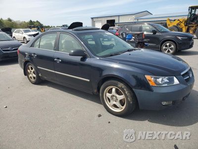 Czwarte zdjęcie samochodu z boku: 2008 HYUNDAI SONATA SE VIN:5NPEU46FX8H302634 - miniatura