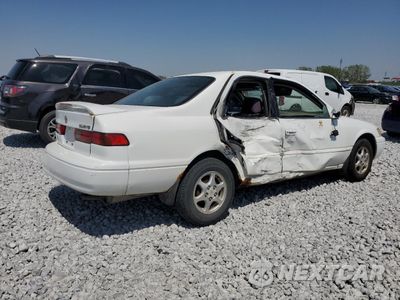 Trzecie zdjęcie samochodu z tyłu: 1997 TOYOTA CAMRY LE VIN:JT2BG22K0V0083931 - miniatura