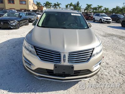 Piąte zdjęcie samochodu w środku: 2017 LINCOLN MKC SELECT VIN:5LMCJ2D92HUL45221 - miniatura