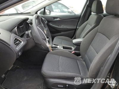 Zdjęcie 7 z 13 samochodu: 2018 CHEVROLET CRUZE LT VIN:1G1BE5SM8J7211164 - miniatura
