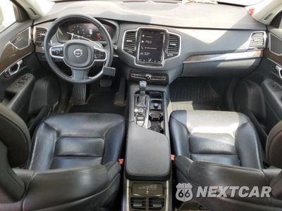 Zdjęcie 8 z 16 samochodu: 2017 VOLVO XC90 T6 VIN:YV4A22PK2H1127837 - miniatura
