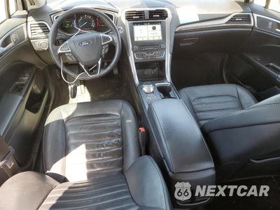 Zdjęcie 8 z 13 samochodu: 2018 FORD FUSION SE HYBRID VIN:3FA6P0LU2JR171568 - miniatura