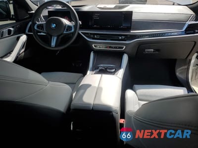 Zdjęcie 8 z 15 samochodu: 2025 BMW X6 XDRIVE40I VIN:5UX33EX07S9X91633 - miniatura