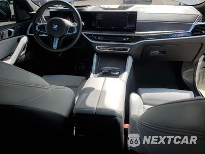 Zdjęcie 8 z 15 samochodu: 2025 BMW X6 XDRIVE40I VIN:5UX33EX07S9X91633 - miniatura