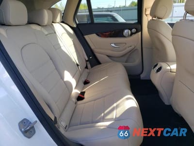 Zdjęcie 11 z 13 samochodu: 2016 MERCEDES-BENZ GLC 300 4MATIC VIN:WDC0G4KB6GF100431 - miniatura