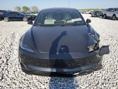 Piąte zdjęcie samochodu w środku: 2024 TESLA MODEL 3 VIN:5YJ3E1ETXRF825582 - miniatura