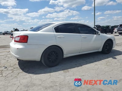 Trzecie zdjęcie samochodu z tyłu: 2011 MITSUBISHI GALANT FE VIN:4A32B2FF6BE020959 - miniatura