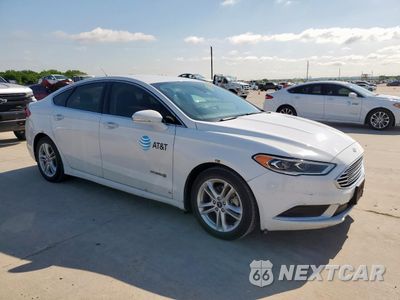 Czwarte zdjęcie samochodu z boku: 2018 FORD FUSION SE HYBRID VIN:3FA6P0LU4JR118645 - miniatura