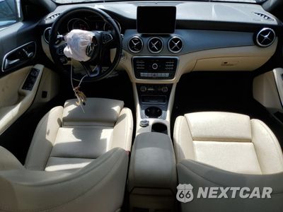 Zdjęcie 8 z 14 samochodu: 2018 MERCEDES-BENZ CLA 250 VIN:WDDSJ4EB1JN669668 - miniatura