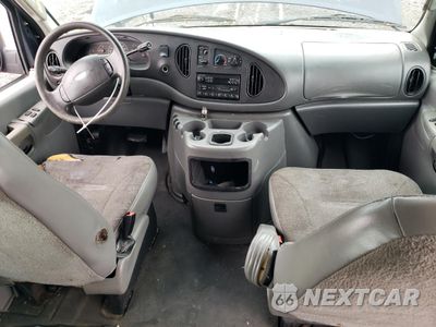 Zdjęcie 8 z 13 samochodu: 2003 FORD ECONOLINE E350 SUPER DUTY WAGON VIN:1FBSS31L73HA78508 - miniatura