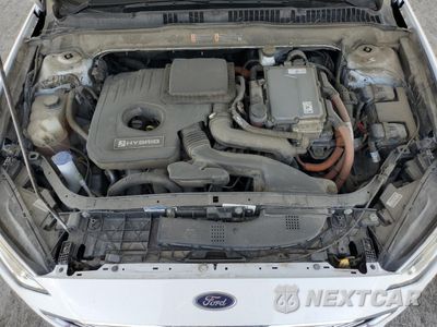 Zdjęcie 11 z 13 samochodu: 2018 FORD FUSION SE HYBRID VIN:3FA6P0LU9JR172121 - miniatura