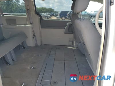 Zdjęcie 11 z 13 samochodu: 2008 DODGE GRAND CARAVAN SXT VIN:1D8HN54P98B117621 - miniatura