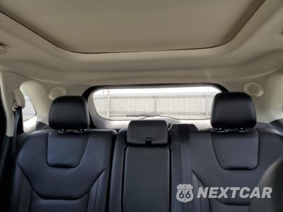 Zdjęcie 10 z 15 samochodu: 2017 FORD EDGE TITANIUM VIN:2FMPK3K9XHBB69647 - miniatura