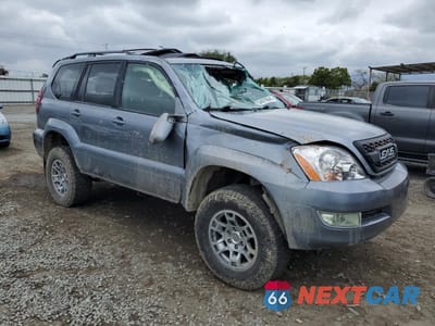 Czwarte zdjęcie samochodu z boku: 2004 LEXUS GX 470 VIN:JTJBT20X440061055 - miniatura