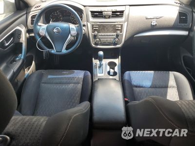Zdjęcie 8 z 12 samochodu: 2016 NISSAN ALTIMA 2.5 VIN:1N4AL3AP5GC194239 - miniatura