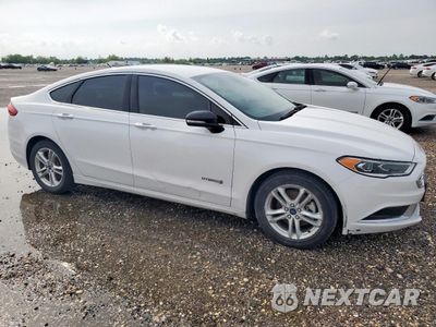 Czwarte zdjęcie samochodu z boku: 2018 FORD FUSION SE HYBRID VIN:3FA6P0LU3JR171742 - miniatura