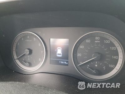 Zdjęcie 9 z 15 samochodu: 2019 HYUNDAI TUCSON SE VIN:KM8J2CA45KU951898 - miniatura