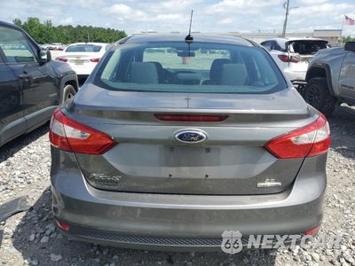 Zdjęcie 6 z 14 samochodu: 2014 FORD FOCUS SE VIN:1FADP3F20EL353390 - miniatura