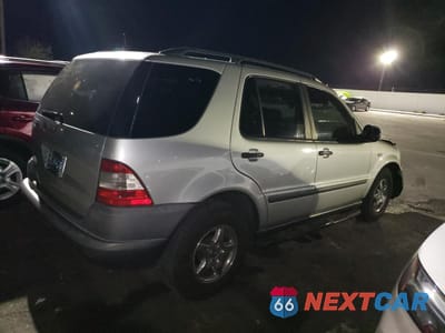 Trzecie zdjęcie samochodu z tyłu: 1998 MERCEDES-BENZ ML 320 VIN:4JGAB54E5WA043295 - miniatura