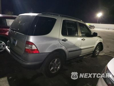 Trzecie zdjęcie samochodu z tyłu: 1998 MERCEDES-BENZ ML 320 VIN:4JGAB54E5WA043295 - miniatura