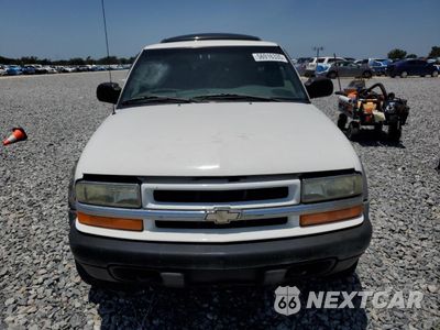 Piąte zdjęcie samochodu w środku: 2002 CHEVROLET BLAZER VIN:1GNCT18W62K174429 - miniatura