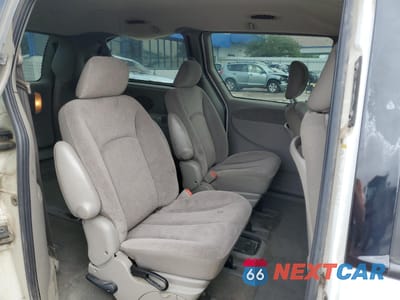 Zdjęcie 11 z 15 samochodu: 2001 DODGE GRAND CARAVAN EX VIN:2B8GP74L41R307617 - miniatura