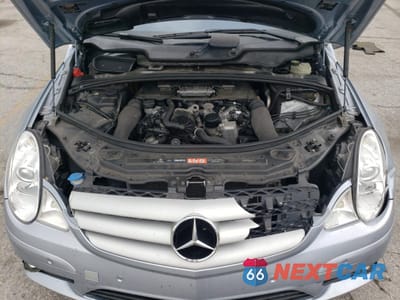 Zdjęcie 12 z 15 samochodu: 2006 MERCEDES-BENZ R 350 VIN:4JGCB65E86A033776 - miniatura