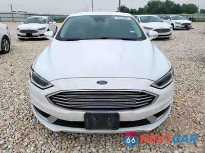 Piąte zdjęcie samochodu w środku: 2018 FORD FUSION SE HYBRID VIN:3FA6P0LU9JR171809 - miniatura