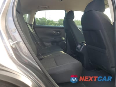 Zdjęcie 10 z 12 samochodu: 2025 HONDA HR-V LX VIN:3CZRZ1H32SM713901 - miniatura