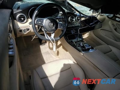 Zdjęcie 8 z 12 samochodu: 2020 MERCEDES-BENZ C 300 VIN:W1KWK8DB7LF997861 - miniatura