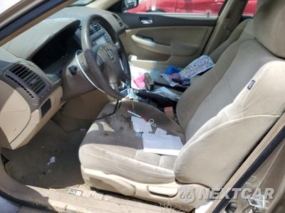 Zdjęcie 7 z 13 samochodu: 2005 HONDA ACCORD LX VIN:1HGCM56445A013586 - miniatura