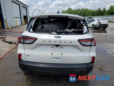 Zdjęcie 6 z 15 samochodu: 2022 FORD ESCAPE SE VIN:1FMCU0G66NUB83637 - miniatura