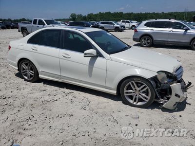 Czwarte zdjęcie samochodu z boku: 2012 MERCEDES-BENZ C 300 4MATIC VIN:WDDGF8BBXCR229494 - miniatura
