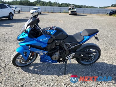 Trzecie zdjęcie samochodu z tyłu: 2024 SUZUKI GSX800 F VIN:JS1EM13B8R7101752 - miniatura