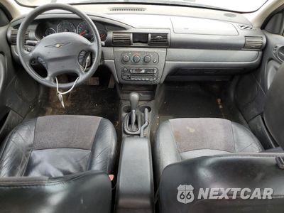 Zdjęcie 8 z 12 samochodu: 2004 CHRYSLER SEBRING LX VIN:1C3EL46X44N408040 - miniatura