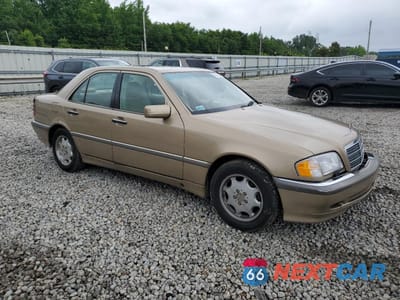 Czwarte zdjęcie samochodu z boku: 1999 MERCEDES-BENZ C 280 VIN:WDBHA29G2XA753351 - miniatura