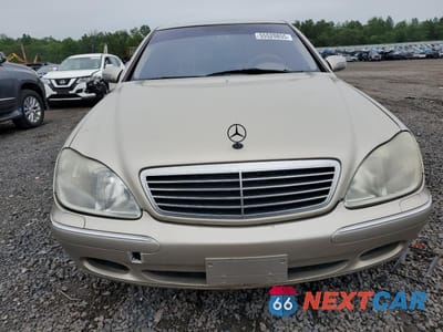 Piąte zdjęcie samochodu w środku: 2000 MERCEDES-BENZ S 500 VIN:WDBNG75J0YA044189 - miniatura