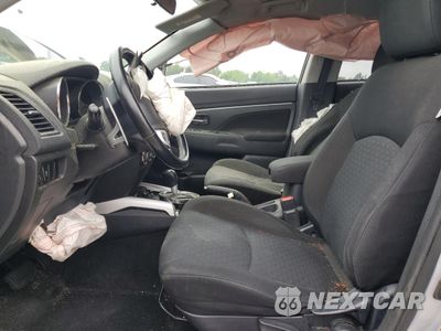 Zdjęcie 7 z 13 samochodu: 2012 MITSUBISHI OUTLANDER SPORT SE VIN:JA4AP4AUXCZ004303 - miniatura