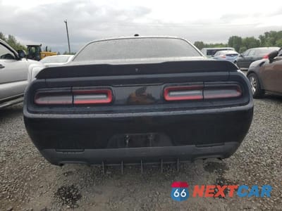 Zdjęcie 6 z 13 samochodu: 2018 DODGE CHALLENGER SXT VIN:2C3CDZAG6JH270241 - miniatura