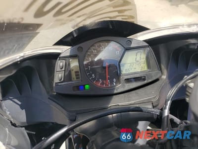 Zdjęcie 7 z 10 samochodu: 2017 HONDA CBR600 RR VIN:JH2PC40009K203170 - miniatura