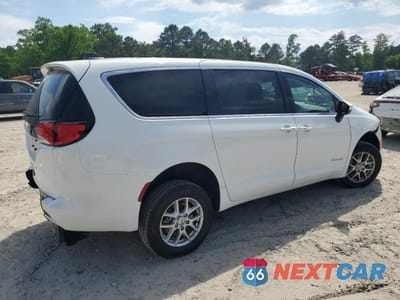 Trzecie zdjęcie samochodu z tyłu: 2023 CHRYSLER VOYAGER LX VIN:2C4RC1CG9PR526611 - miniatura