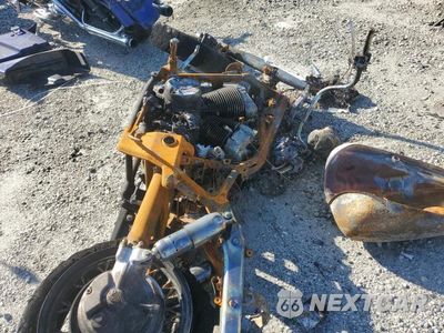 Zdjęcie 6 z 8 samochodu: 2007 HONDA VT750 VIN:JH2RC50077K310034 - miniatura