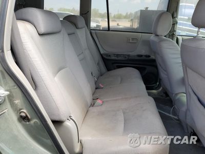 Zdjęcie 11 z 13 samochodu: 2004 TOYOTA HIGHLANDER VIN:JTEEP21A140030226 - miniatura